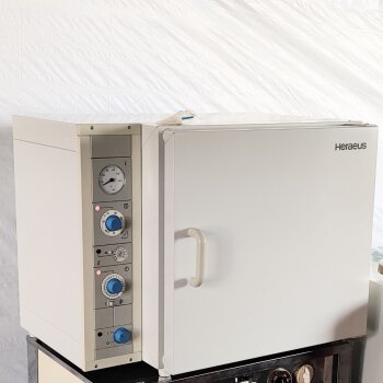 gebrauchter Trockenschrank Sterilisator Heraeus ST 6060, 300&deg;C 57 Liter