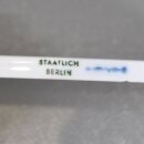 neuwertige T&uuml;pfelplatte Staatlich Berlin 01/210 Porzellan glasiert
